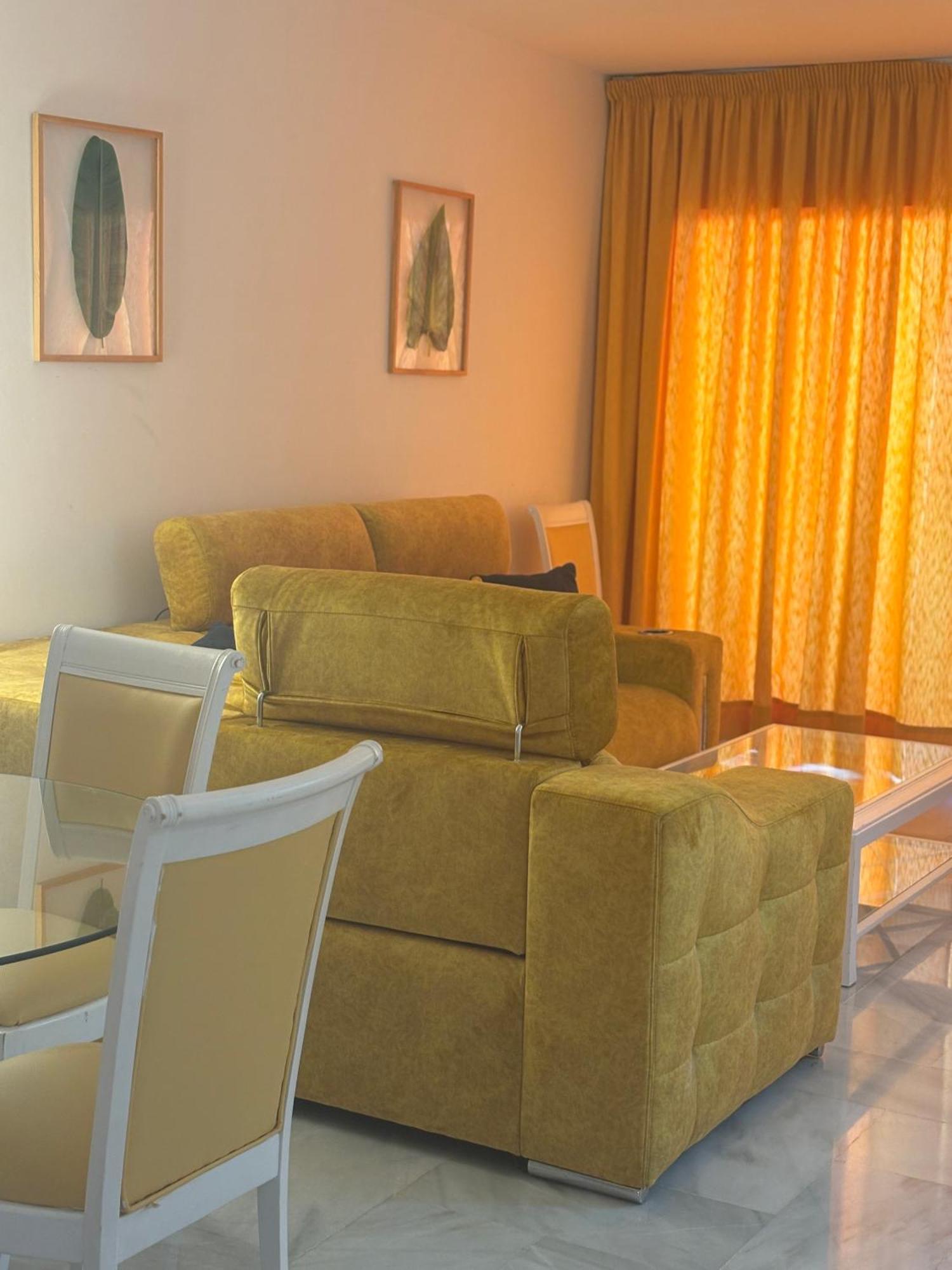 Apartament The Perfect Location